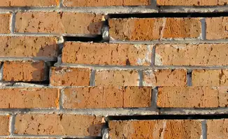 Brick wall with serious structural damage in Anaheim, CA